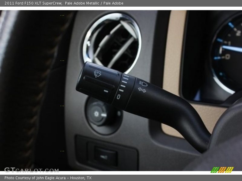 Pale Adobe Metallic / Pale Adobe 2011 Ford F150 XLT SuperCrew