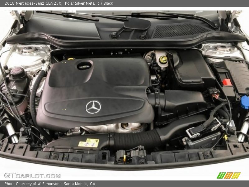 Polar Silver Metallic / Black 2018 Mercedes-Benz GLA 250