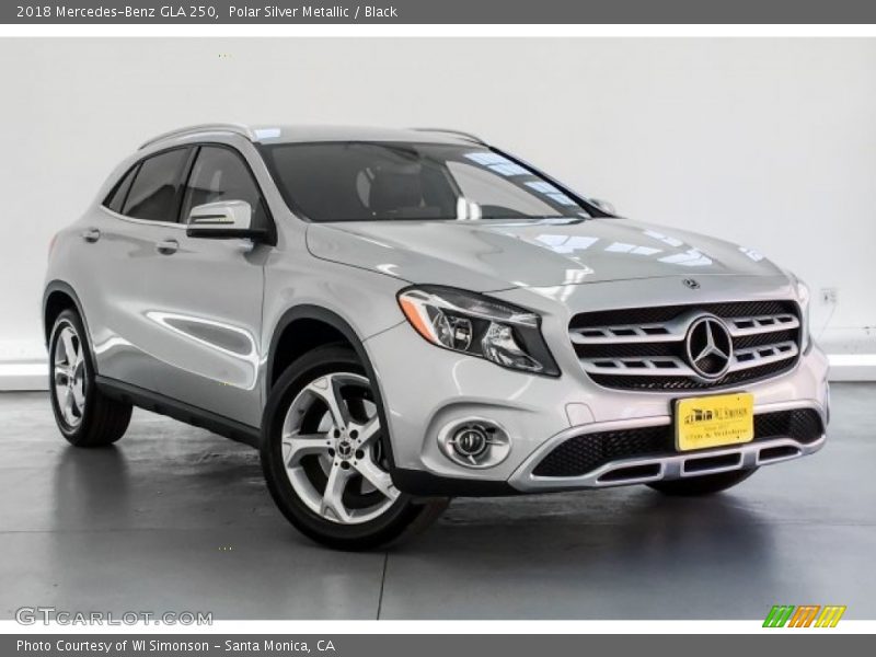 Polar Silver Metallic / Black 2018 Mercedes-Benz GLA 250