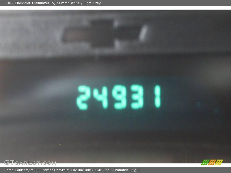 Summit White / Light Gray 2007 Chevrolet TrailBlazer LS