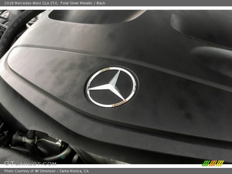 Polar Silver Metallic / Black 2018 Mercedes-Benz GLA 250