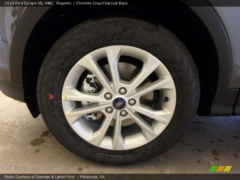 Magnetic / Chromite Gray/Charcoal Black 2019 Ford Escape SEL 4WD