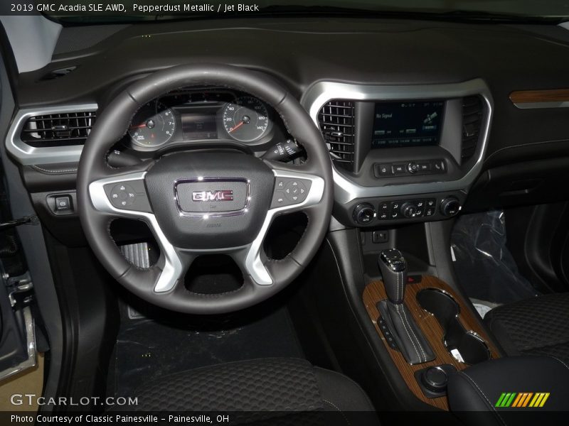Pepperdust Metallic / Jet Black 2019 GMC Acadia SLE AWD