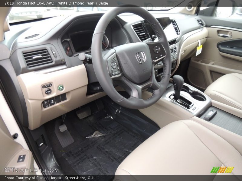 White Diamond Pearl / Beige 2019 Honda Pilot EX-L AWD