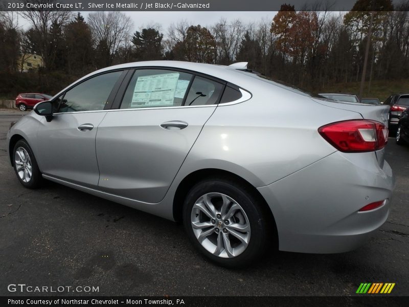 Silver Ice Metallic / Jet Black/­Galvanized 2019 Chevrolet Cruze LT
