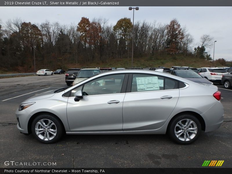 Silver Ice Metallic / Jet Black/­Galvanized 2019 Chevrolet Cruze LT