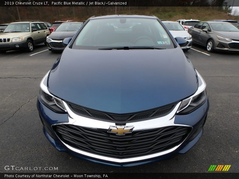 Pacific Blue Metallic / Jet Black/­Galvanized 2019 Chevrolet Cruze LT