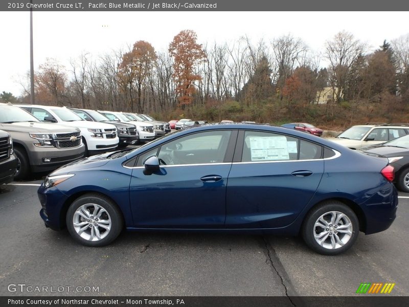 Pacific Blue Metallic / Jet Black/­Galvanized 2019 Chevrolet Cruze LT