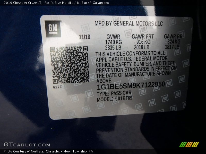 Pacific Blue Metallic / Jet Black/­Galvanized 2019 Chevrolet Cruze LT