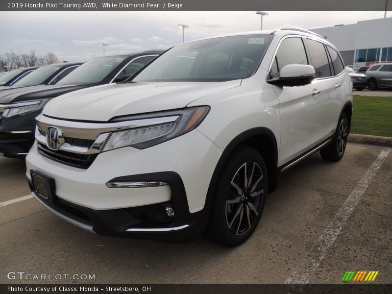 White Diamond Pearl / Beige 2019 Honda Pilot Touring AWD