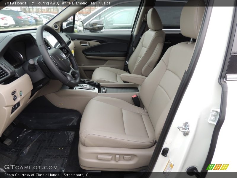 White Diamond Pearl / Beige 2019 Honda Pilot Touring AWD