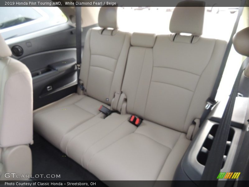 White Diamond Pearl / Beige 2019 Honda Pilot Touring AWD