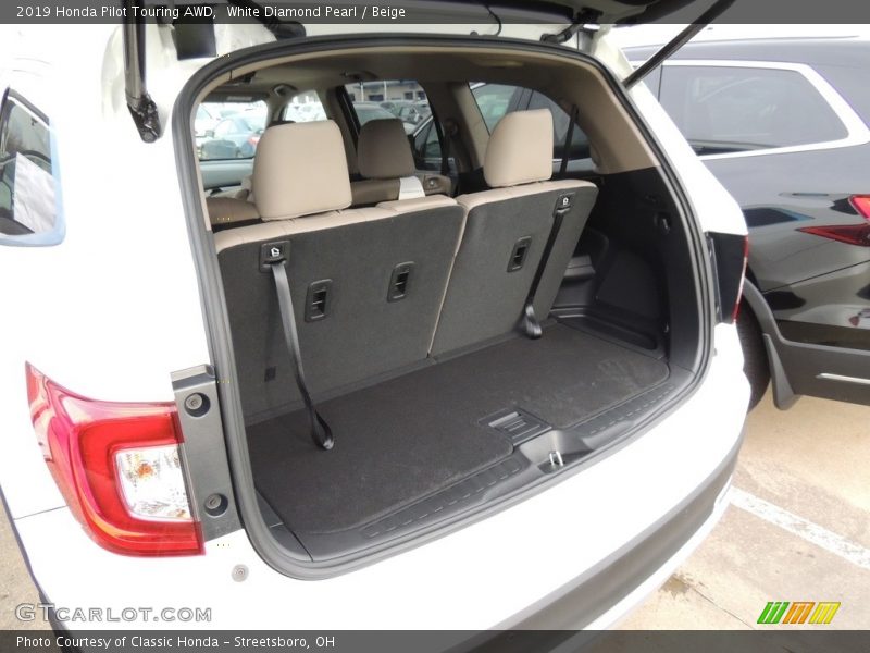 White Diamond Pearl / Beige 2019 Honda Pilot Touring AWD