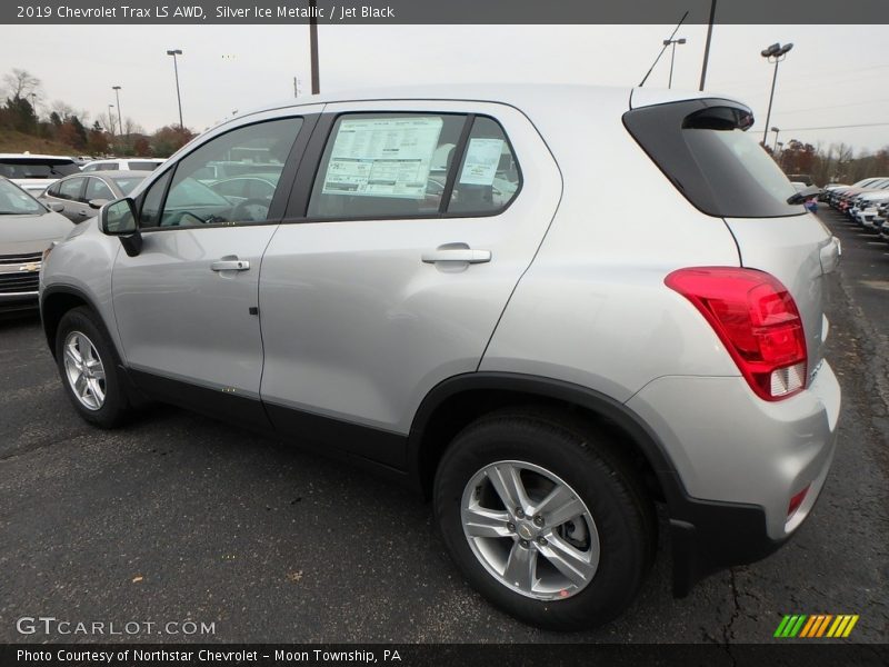 Silver Ice Metallic / Jet Black 2019 Chevrolet Trax LS AWD