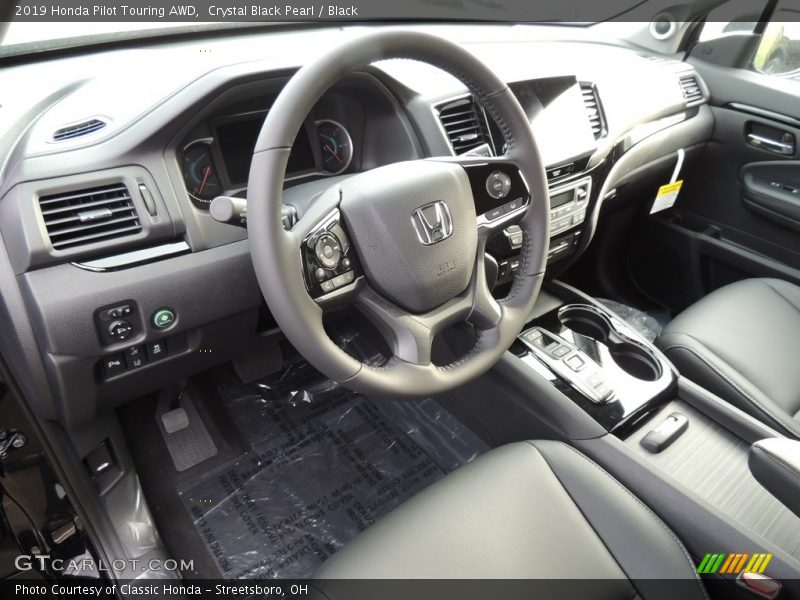 Crystal Black Pearl / Black 2019 Honda Pilot Touring AWD