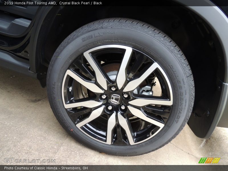 Crystal Black Pearl / Black 2019 Honda Pilot Touring AWD