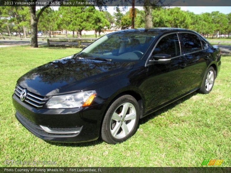 Black / Titan Black 2013 Volkswagen Passat 2.5L SE