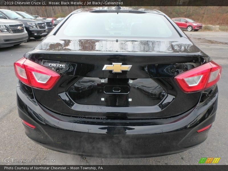 Mosaic Black Metallic / Jet Black/­Galvanized 2019 Chevrolet Cruze LS