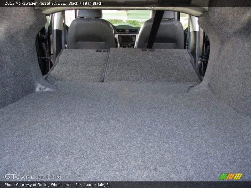 Black / Titan Black 2013 Volkswagen Passat 2.5L SE