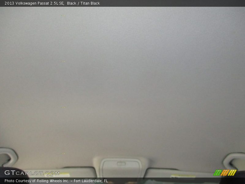 Black / Titan Black 2013 Volkswagen Passat 2.5L SE