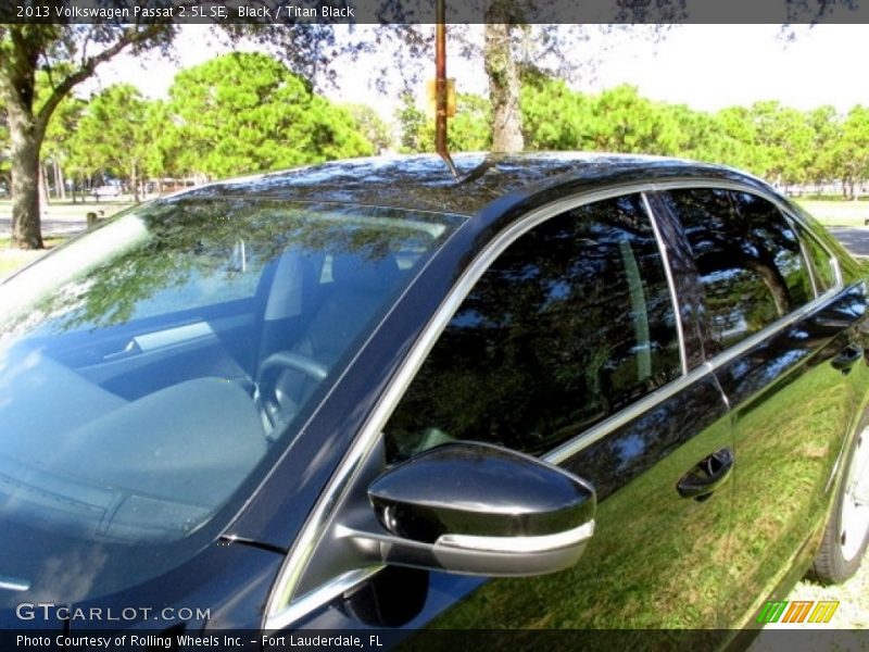 Black / Titan Black 2013 Volkswagen Passat 2.5L SE