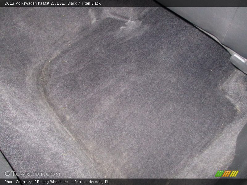 Black / Titan Black 2013 Volkswagen Passat 2.5L SE