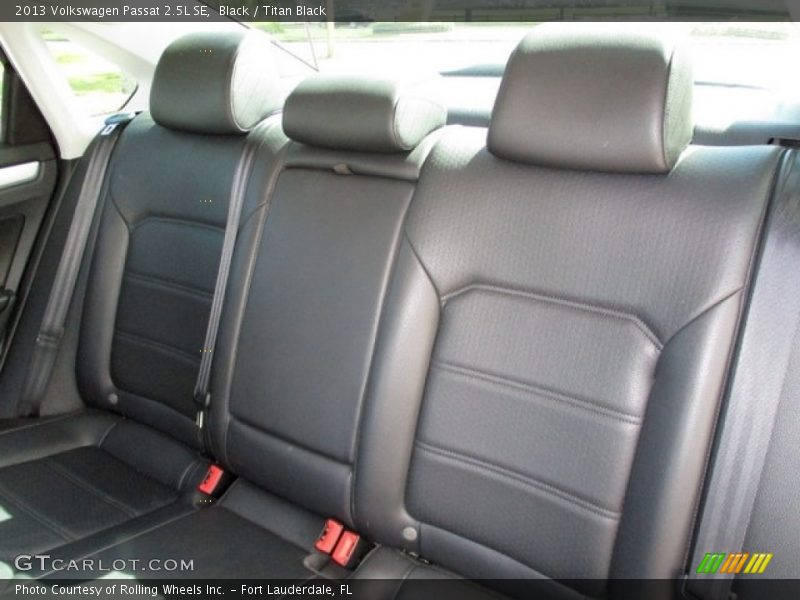 Black / Titan Black 2013 Volkswagen Passat 2.5L SE