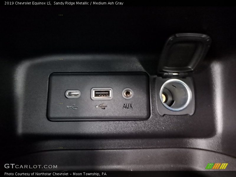 Sandy Ridge Metallic / Medium Ash Gray 2019 Chevrolet Equinox LS