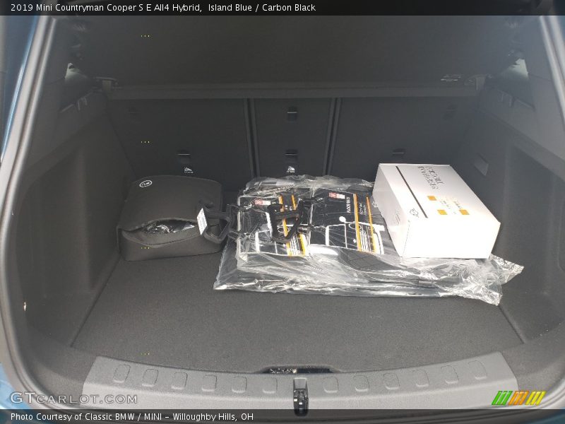  2019 Countryman Cooper S E All4 Hybrid Trunk