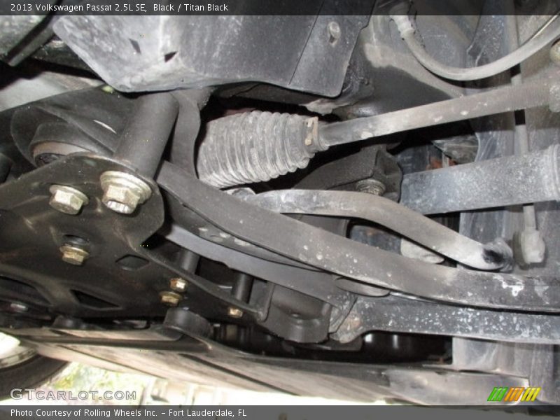 Black / Titan Black 2013 Volkswagen Passat 2.5L SE