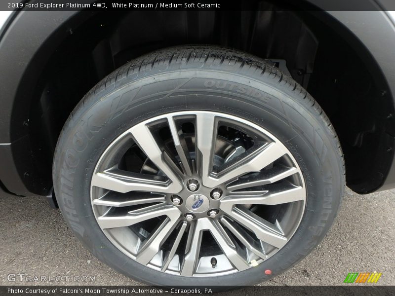  2019 Explorer Platinum 4WD Wheel