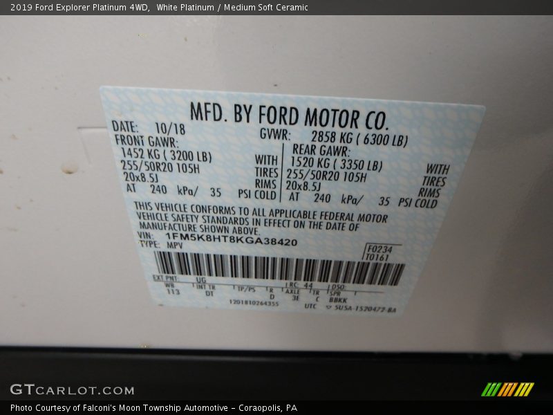 2019 Explorer Platinum 4WD White Platinum Color Code UG