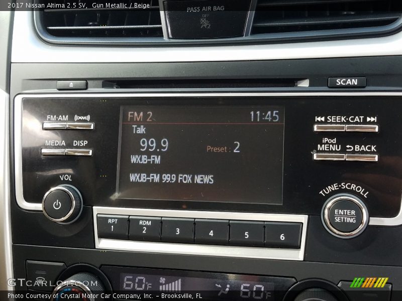 Gun Metallic / Beige 2017 Nissan Altima 2.5 SV