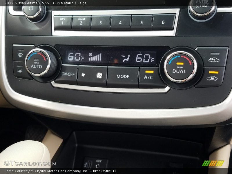 Gun Metallic / Beige 2017 Nissan Altima 2.5 SV