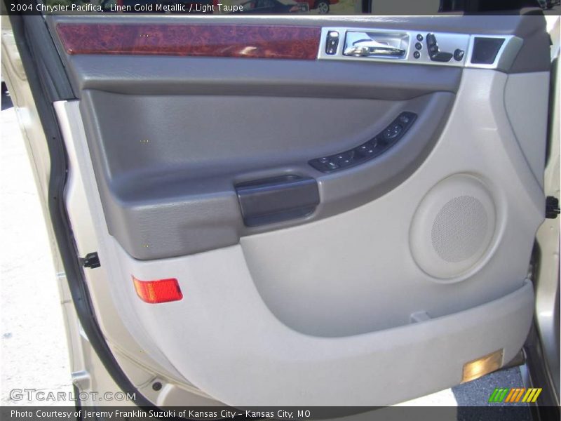Linen Gold Metallic / Light Taupe 2004 Chrysler Pacifica