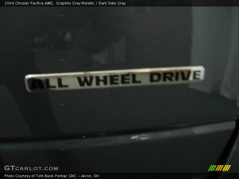 Graphite Gray Metallic / Dark Slate Gray 2004 Chrysler Pacifica AWD
