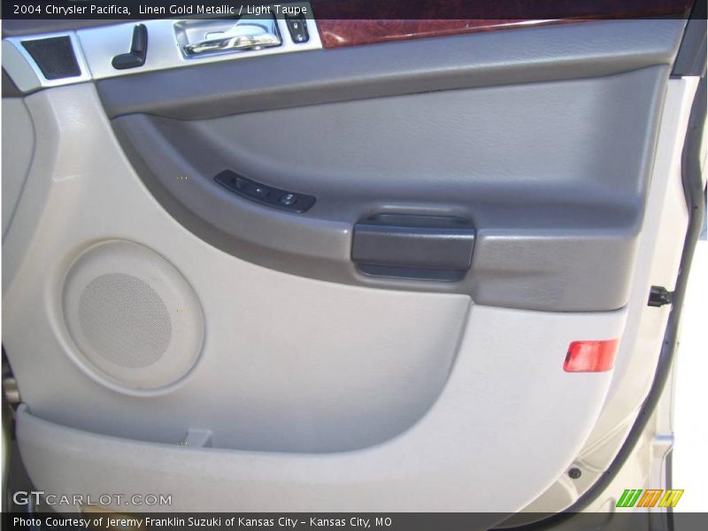 Linen Gold Metallic / Light Taupe 2004 Chrysler Pacifica