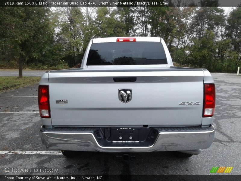 Bright Silver Metallic / Black/Diesel Gray 2019 Ram 1500 Classic Tradesman Quad Cab 4x4