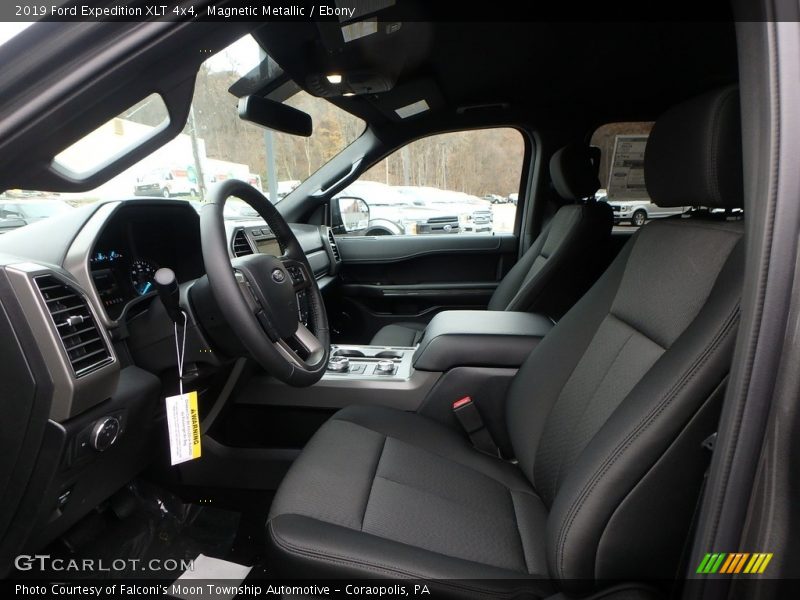 Front Seat of 2019 Expedition XLT 4x4