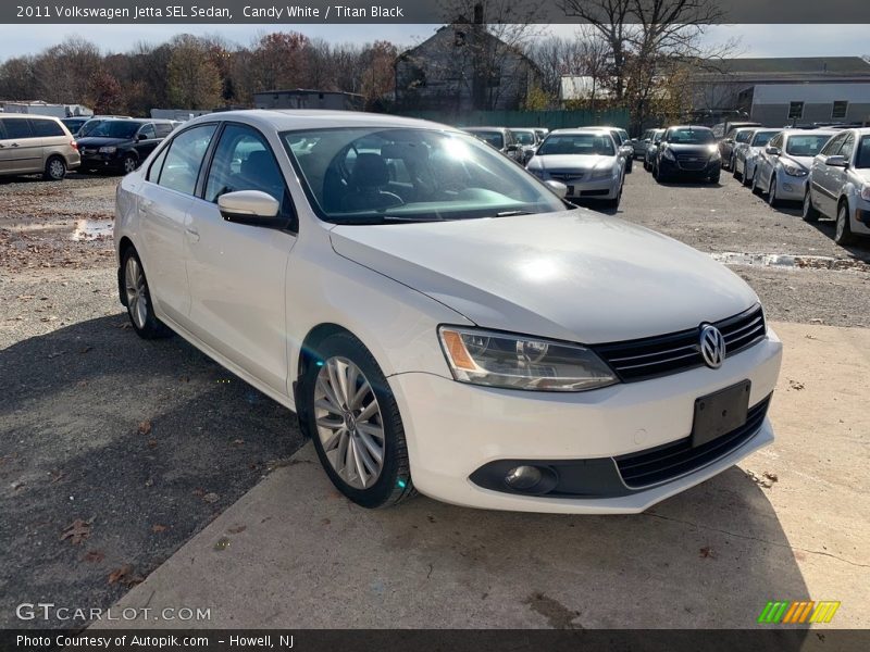 Candy White / Titan Black 2011 Volkswagen Jetta SEL Sedan
