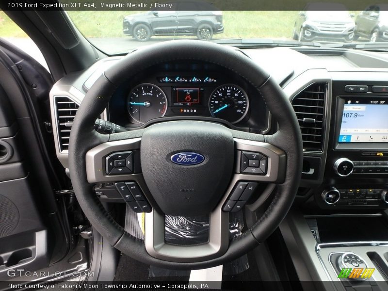 2019 Expedition XLT 4x4 Steering Wheel