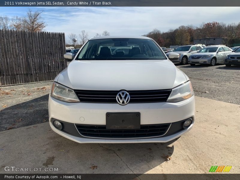 Candy White / Titan Black 2011 Volkswagen Jetta SEL Sedan