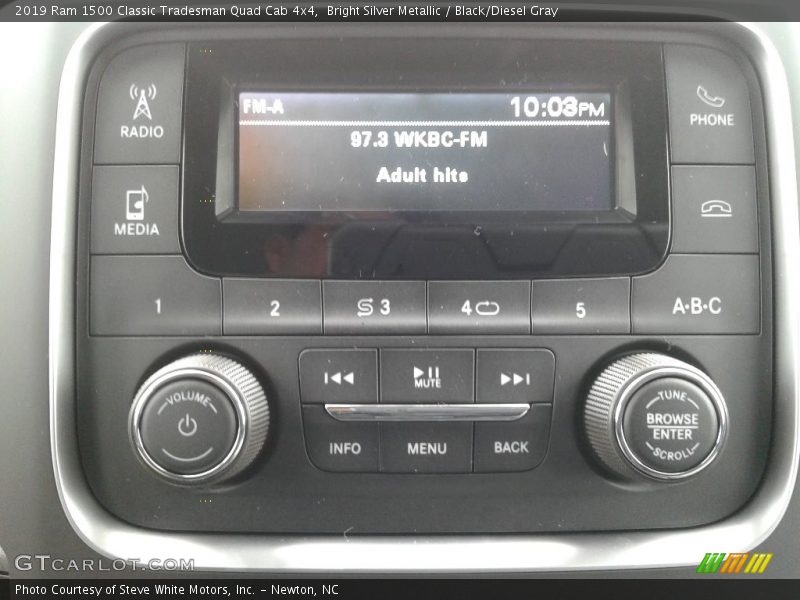 Bright Silver Metallic / Black/Diesel Gray 2019 Ram 1500 Classic Tradesman Quad Cab 4x4