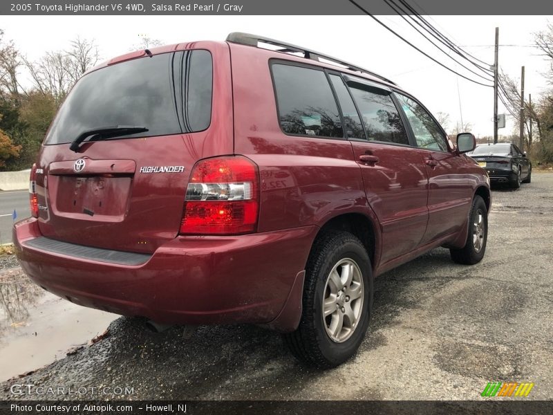 Salsa Red Pearl / Gray 2005 Toyota Highlander V6 4WD