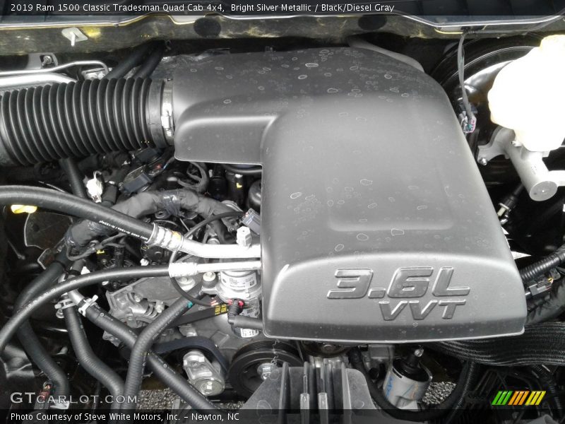 Bright Silver Metallic / Black/Diesel Gray 2019 Ram 1500 Classic Tradesman Quad Cab 4x4