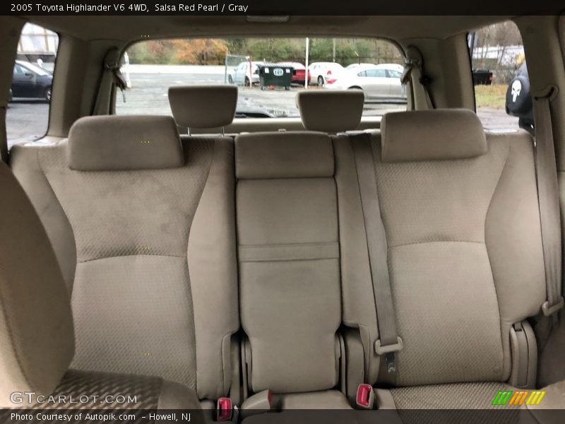 Salsa Red Pearl / Gray 2005 Toyota Highlander V6 4WD