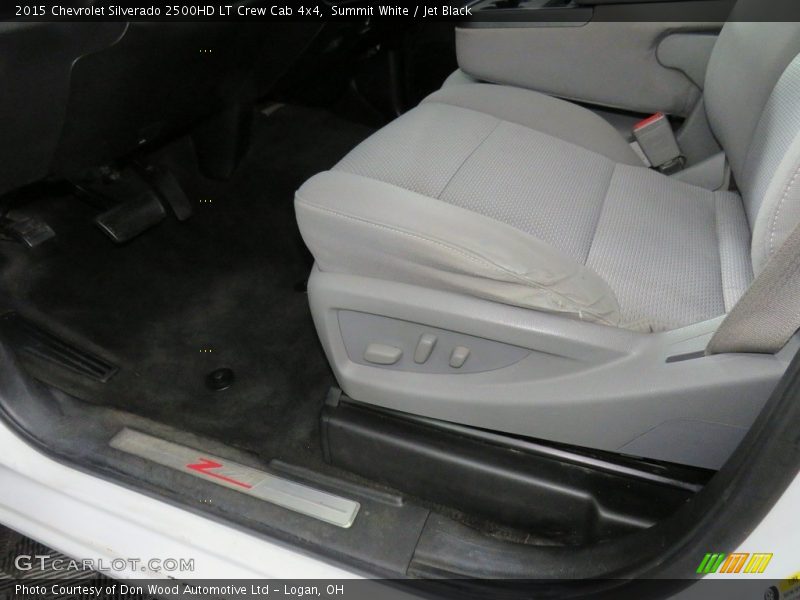 Summit White / Jet Black 2015 Chevrolet Silverado 2500HD LT Crew Cab 4x4