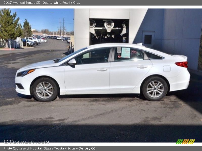 Quartz White Pearl / Gray 2017 Hyundai Sonata SE