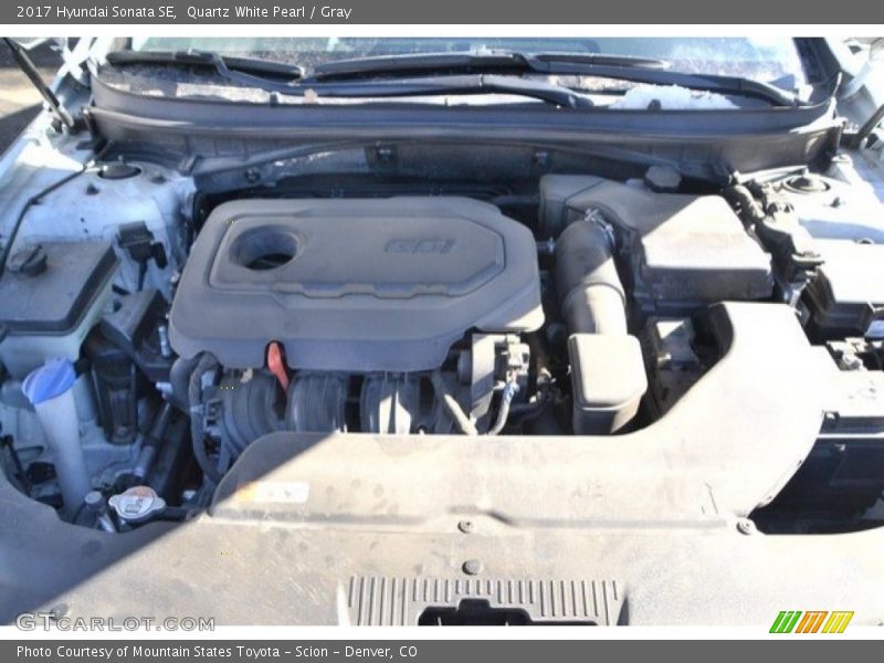 Quartz White Pearl / Gray 2017 Hyundai Sonata SE