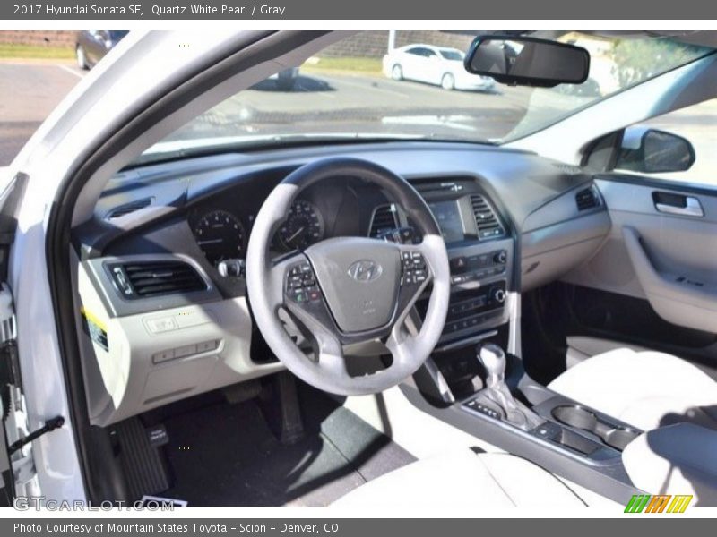 Quartz White Pearl / Gray 2017 Hyundai Sonata SE